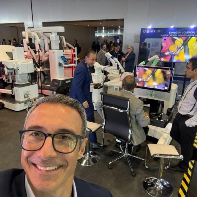 CAU Lima 2026: el Dr. Vitagliano dirige el workshop internacional de cirugía robótica