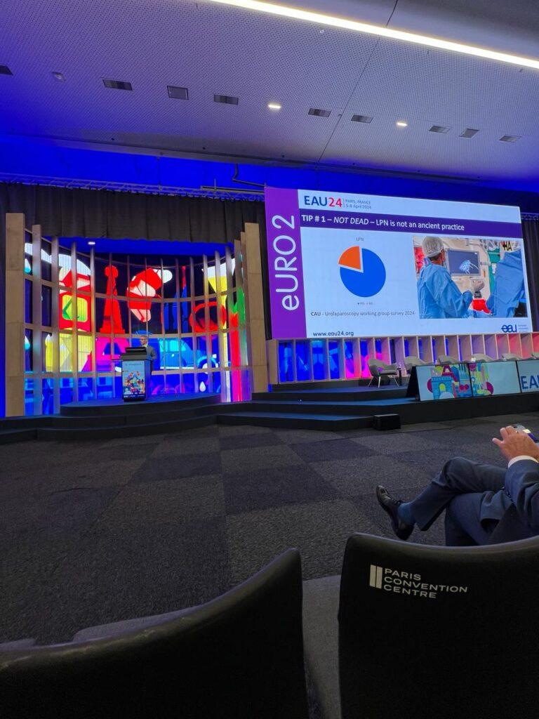 Congreso Europeo de Urología en Paris (10/10)
