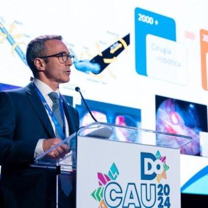 Dr. Gonzalo J. Vitagliano recibe el Primer Premio de la Confederación Americana de Urología, República Dominicana, 2024.