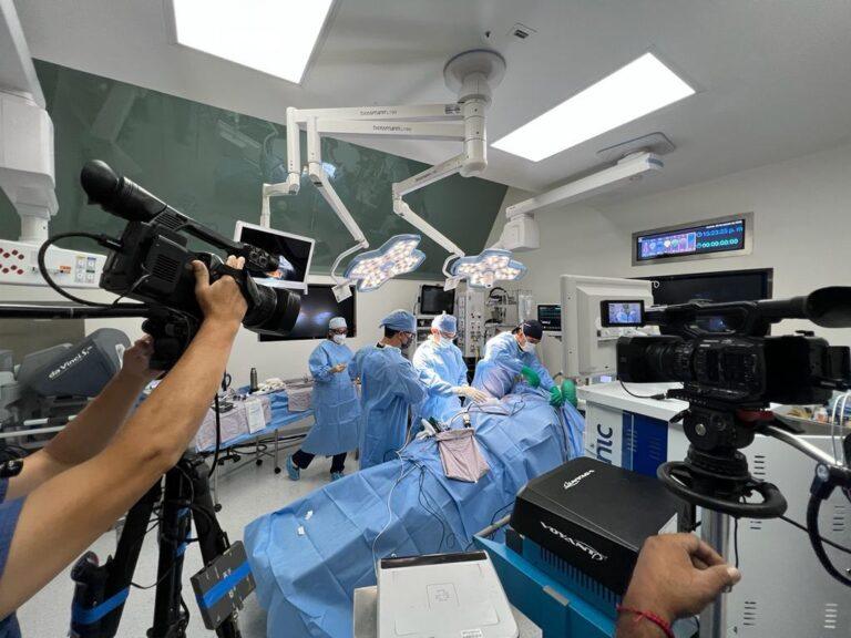 Cirurgia ao vivo de Monterrey, México (5/8)