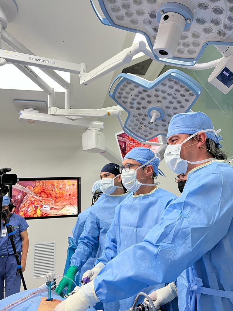Cirurgia ao vivo de Monterrey, México (6/8)