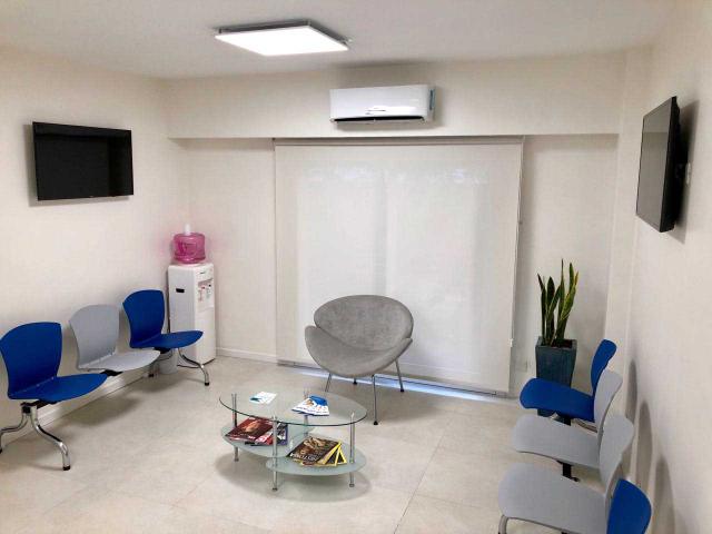 Interior institucional de la sede de UMIBA en Recoleta