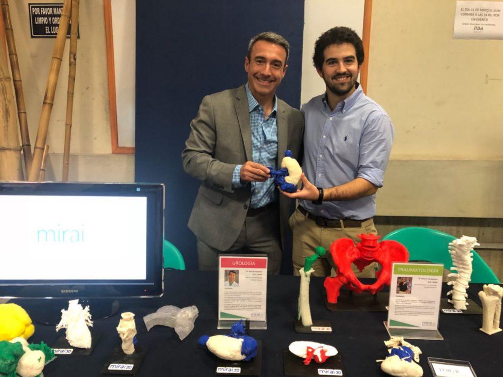 Lecture at the ITBA: 3D printing, pioneers in the country
